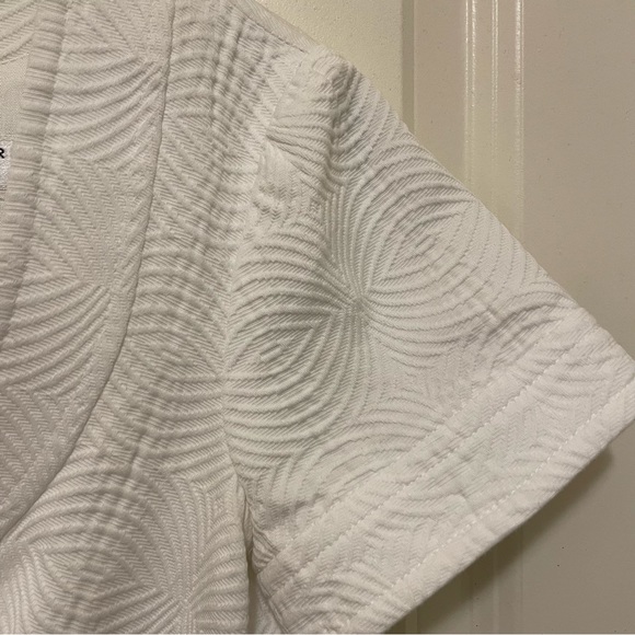 Trina Turk White Textured Scoop Neck Dress with Pockets and Empire Waist size 0 - Picture 5 of 8